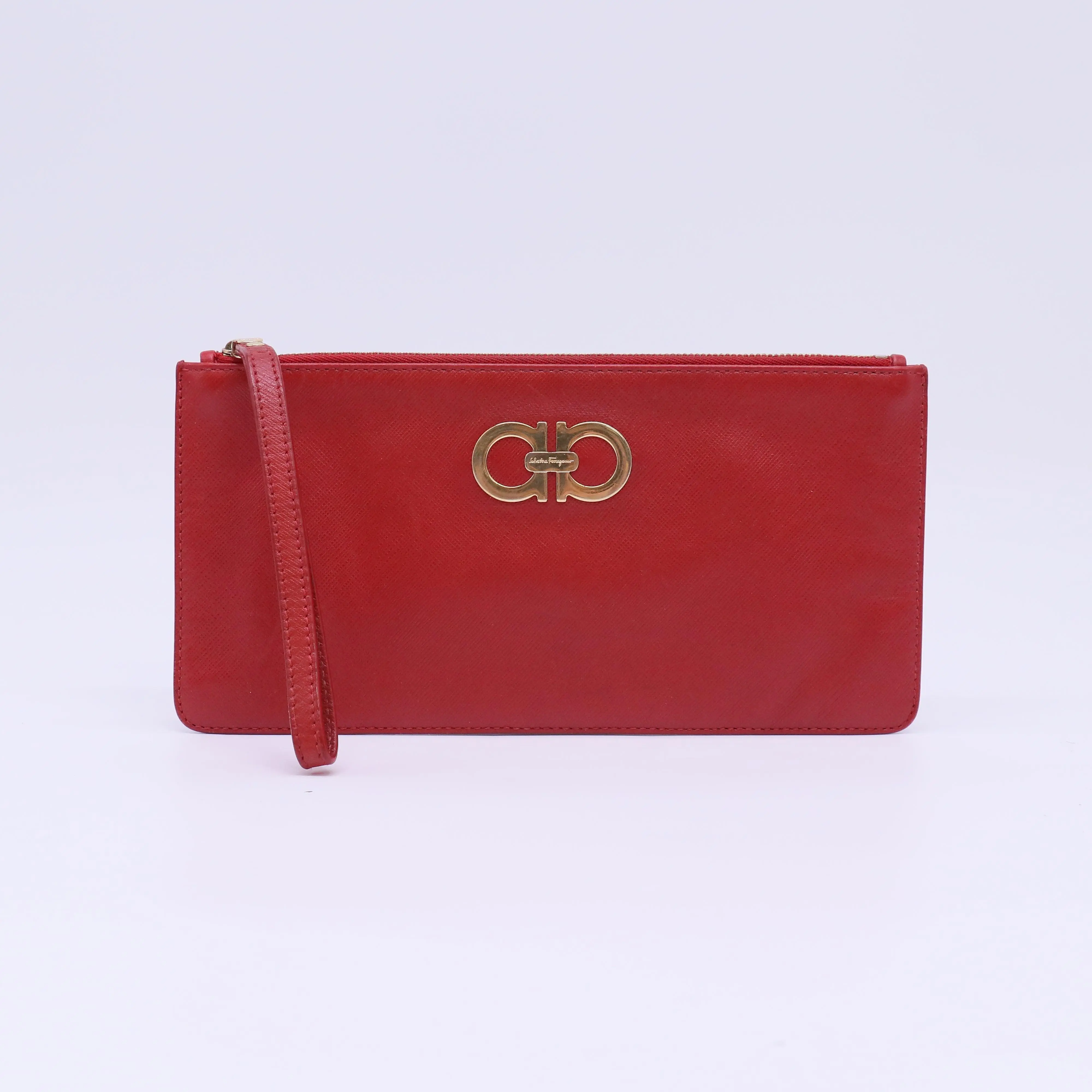 Pre-owned SALVATORE FERRAGAMO Leather Small Leather Goods Gancini Saffiano Wristlet Pouch W22096
