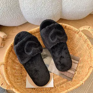 [Soft Plush Slippers for Women] New high-end fashion love-decorated plush slippers for women with open toes, soft and comfortable, lightweight, suitable for bedroom, living room, home, suitable for all seasons