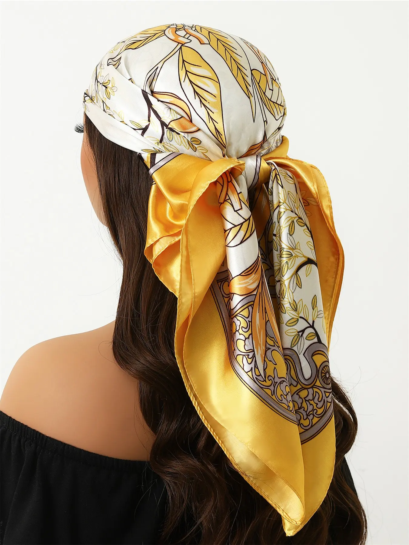 Travel-Ready Square Scarf, Fashionable New Arrival Headscarf, 90x90cm Women's Silk Scarf, Four-Season Luxury Print Shawl, Fashion Shawl Wrap, All Season Shawl