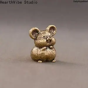 HearthVibe Studio 2026 Creative Brass Mouse Figurine Cute Desktop Decor Home Office Ornament for Stylish Spaces