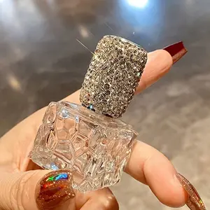 Luxury Rhinestone Encrusted 10ML Perfume Spray Bottle, Portable Compact Thick Glass Atomizer, Refillable Feature Essential Oil Travel Set, Elegant Women's Gift, Cosmetic Makeup