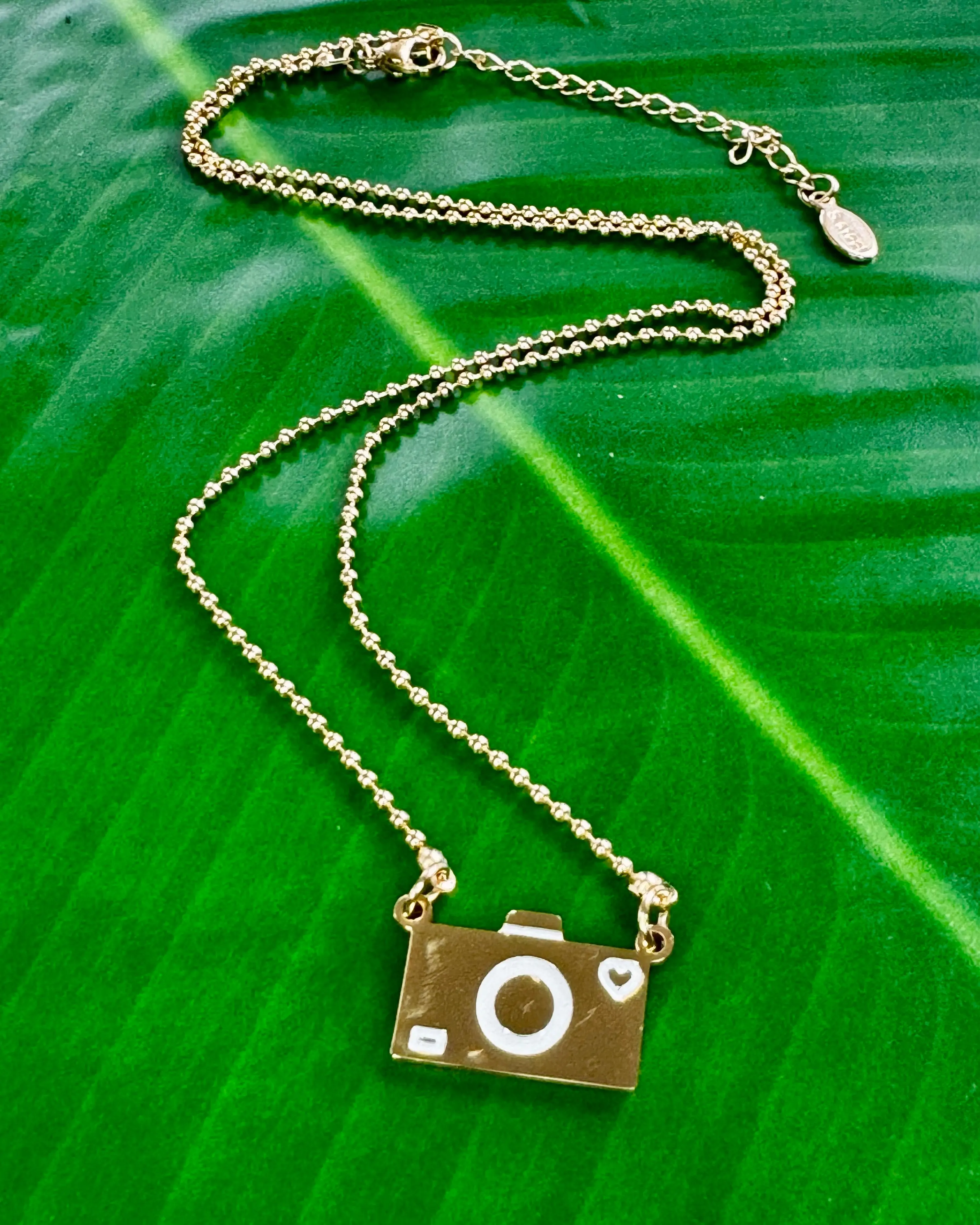 Camera Pendant Necklace with White Heart🤍 – Gold Stainless Steel
