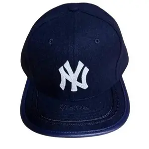 Yankees Upscale Snapback Navy Hat | baseball cap | snapback | adjustable | navy | mlb | yankees | vintage | sports | classic | unisex | hat | Trendy Hat 2026 | Streetwear Headwear | Fashion Cap | Summer Hat | Outdoor Cap | Sun Hat | Statement Hat