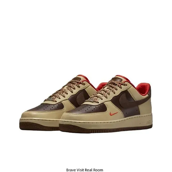 Wheat Khaki Dark Brown Swoosh Red Inner Lining Mini Red Side Swoosh Retro Low Top Air Force Casual Sneakers Brown Rubber Gum Outsole Smooth Leather Daily Walking Shoes for Men Women Street Fashion Trainers