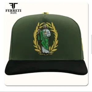 Nueva FERRETI FT157 Green. El diseño más esperado de San Juditas en el color más elegante de la colección. Una gorra hecha para quienes no se conforman con lo ordinario.