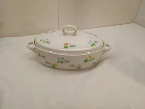 Anchor Hocking Floret 1.5qt Casserole Dish With Lid