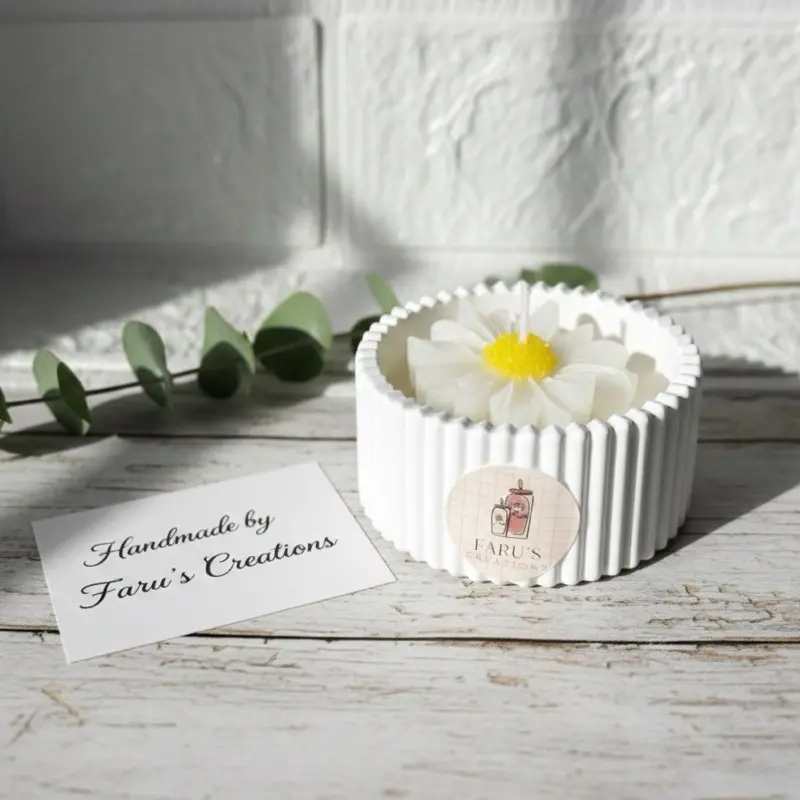 Daisy Soy Candle Handmade with Elegant Daisy Design for Aromatic Home Decor Decoration