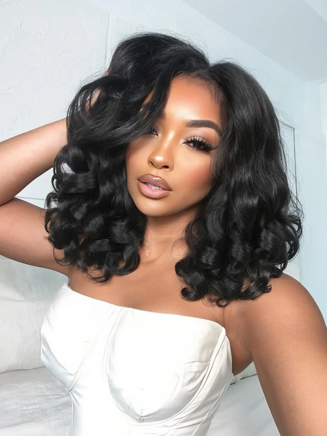 Curly Wavy V Part Wig, Synthetic Half Wigs for Black Women, 18-Inch Heat-Resistant Synthetic Material Wig (Natural Black), Glueless Wigs