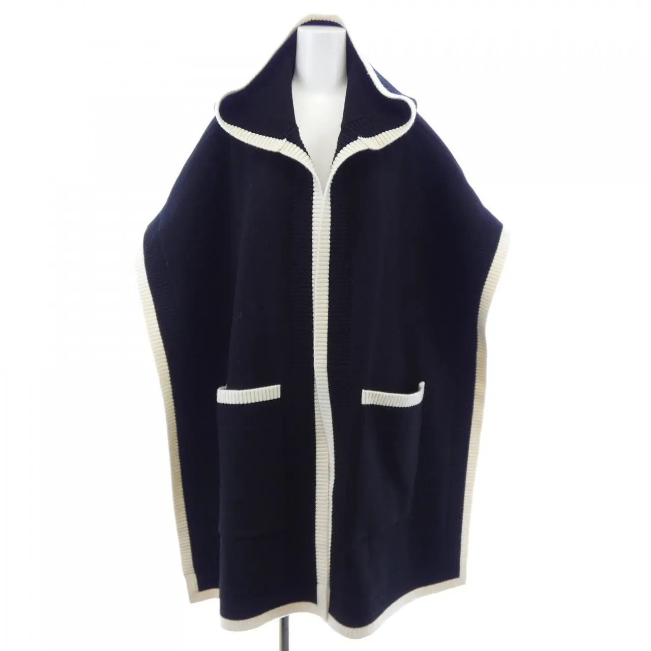 Pre-owned BURBERRY Cashmere Small Leather Goods Blend Cape