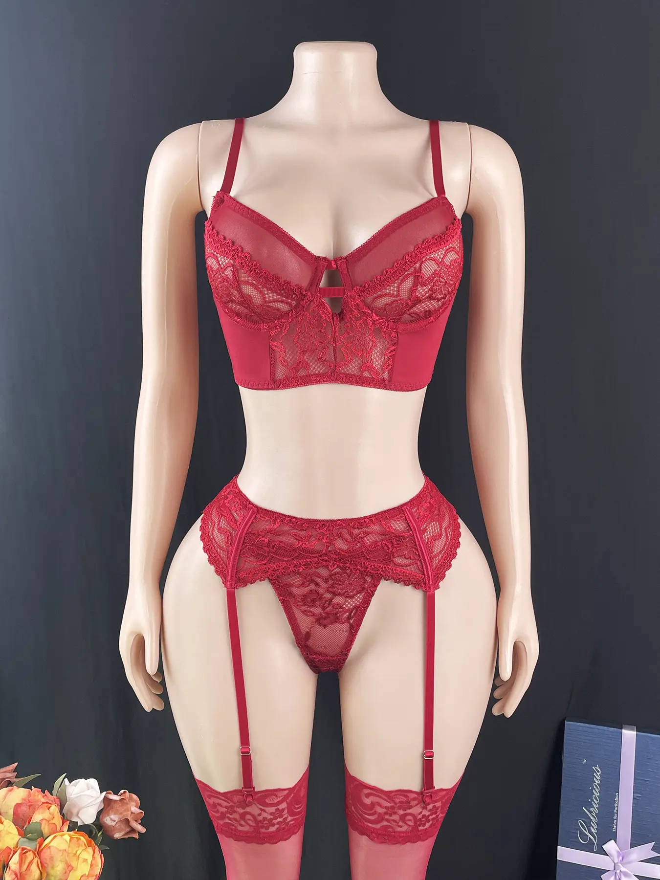 Underwear (with steel rims/thongs/garters/paired with a pair of stockings) 5-piece set of sexy lingerie elegant, romantic, hot and tempting,  lace comfortable women's sexy lingerie set as a gift outfit Womenswear Bridal valentine Basic Minimalist
