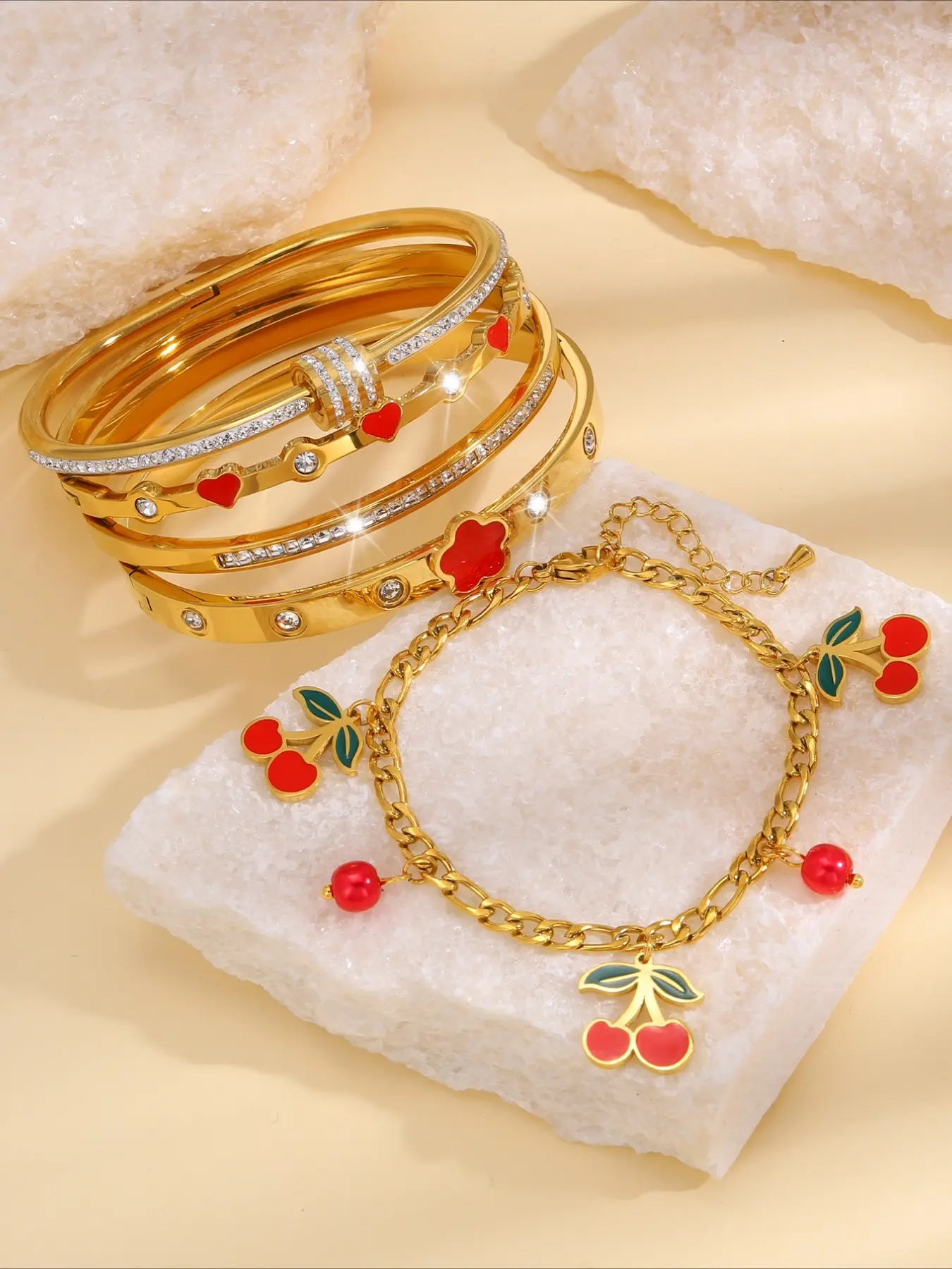 5pcs exquisite and fashionable stainless steel playful bracelet collection, Heart Charm Bracelet, suitable for daily commuting, is a delightful gift for her, Elegant Jewelry Bracelet