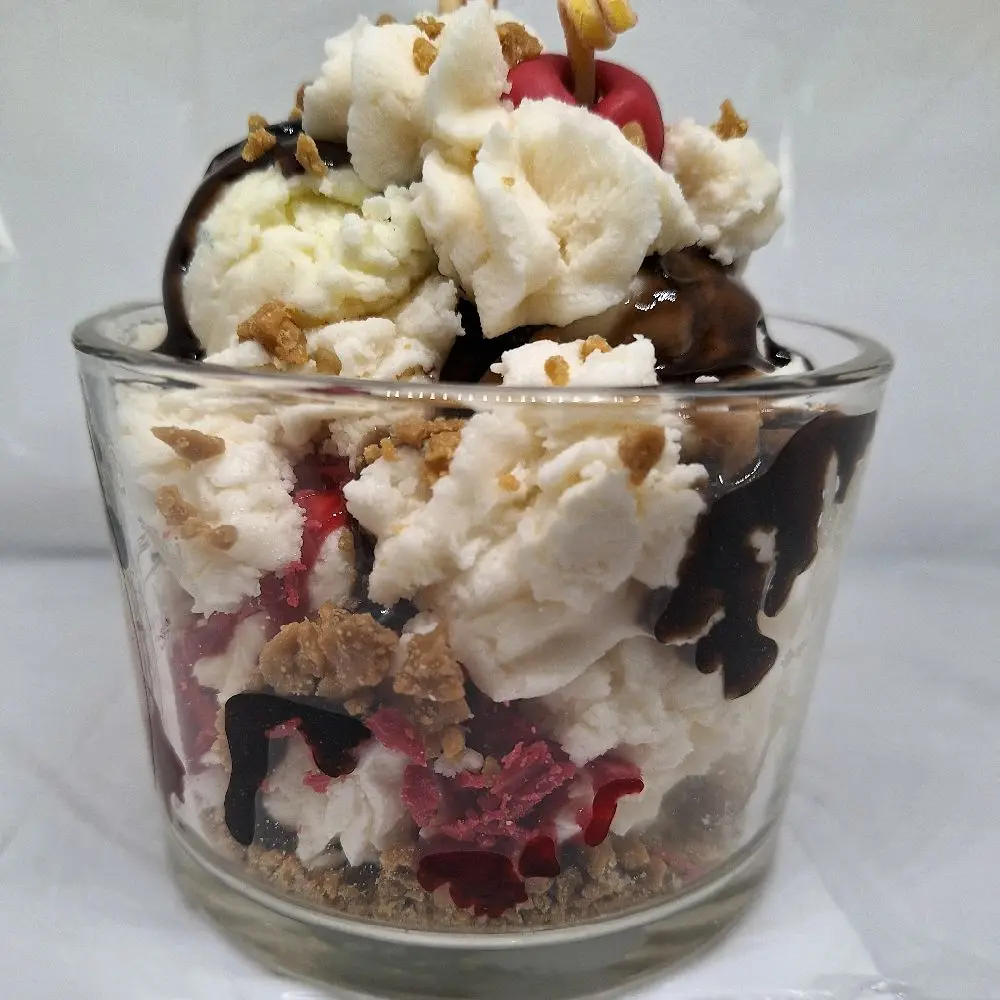Ice Cream Sundae Candle
