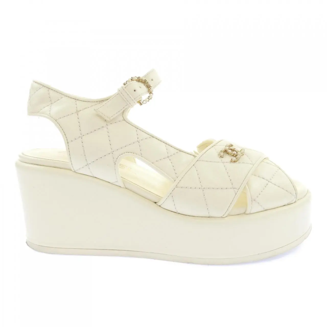Pre-owned CHANEL Lambskin Small Leather Goods Matelasse Sandals