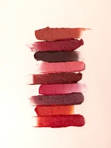 Henné Organics Luxury Lip Tint - Nontoxic and sheer, moisturizing lip color