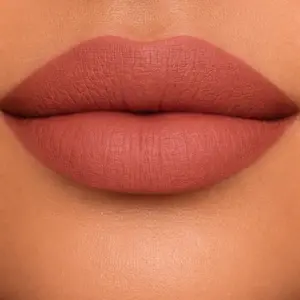 Kiran Velvet Lip Kit