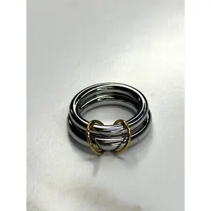 AC’s classic two tone stack ring