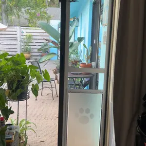 【SummerFinds】VEVOR Dog Door for Sliding Glass Door,  75 7/8"-80 11/16" Adjustable Height Doggy Door for Sliding Doors, Aluminum Frame Tempered Glass Pet Door with Hinge Structure Flap and Lock for Large-Sized Dogs