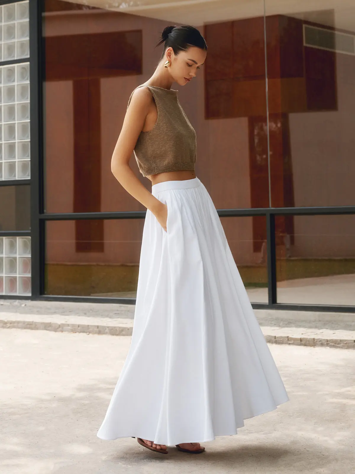 Comfortable and relaxing, ideal for Linen Pleated Maxi Skirt