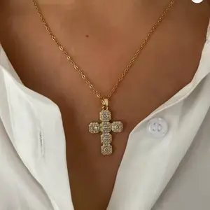 Cross Pendant Necklace - Gold Chain with Cross Pendant, Elegant Design for Everyday Wear