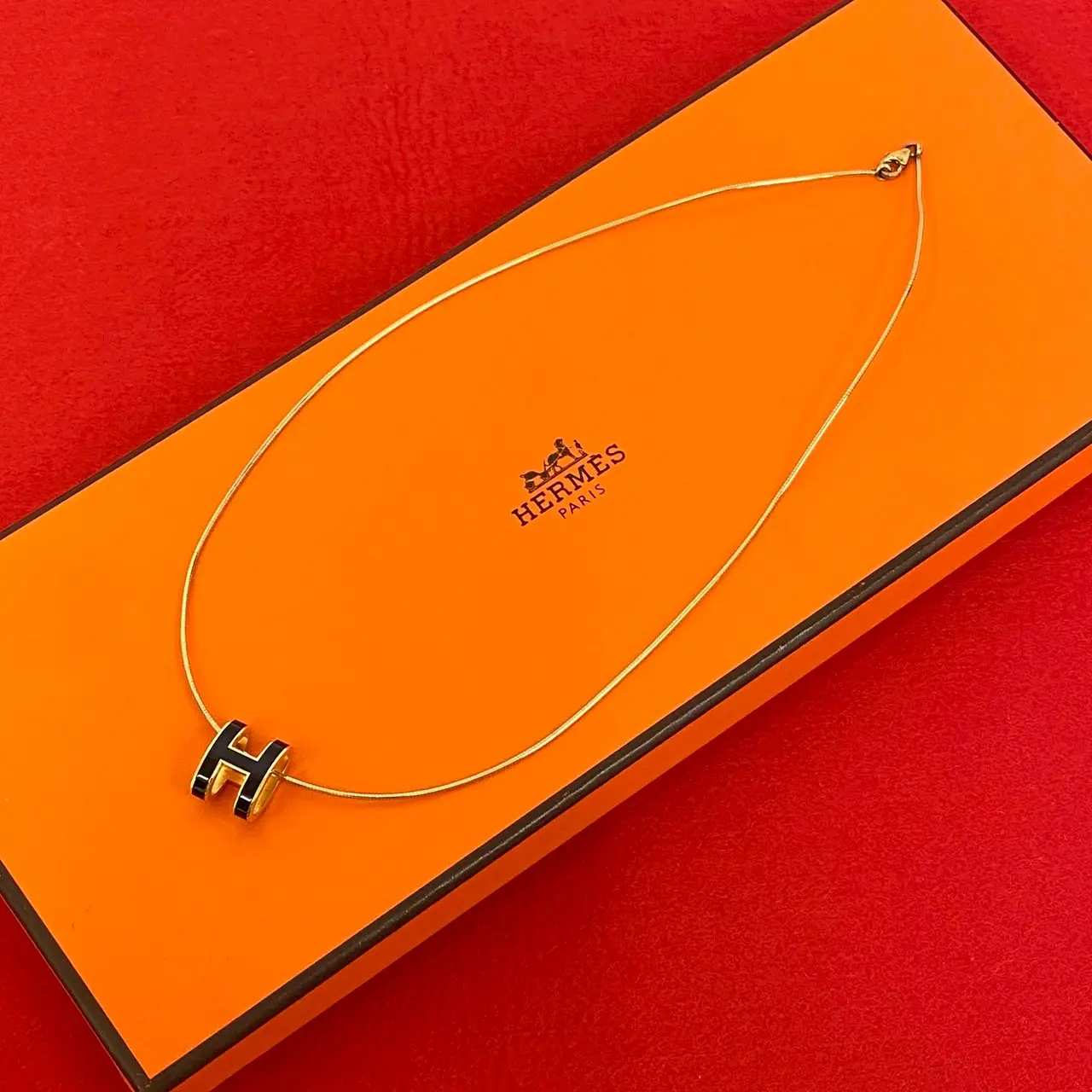 Pre-owned HERMÈS Brass Small Leather Goods Pop H Necklace