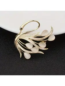 1Pcs/Elegant Swan Brooch, Cubic Zirconia, Perfect for Suit Coats, Scarves, Gifts, Daily Wear, Special Occasions, Elegant Accessory, Fashion Accessory