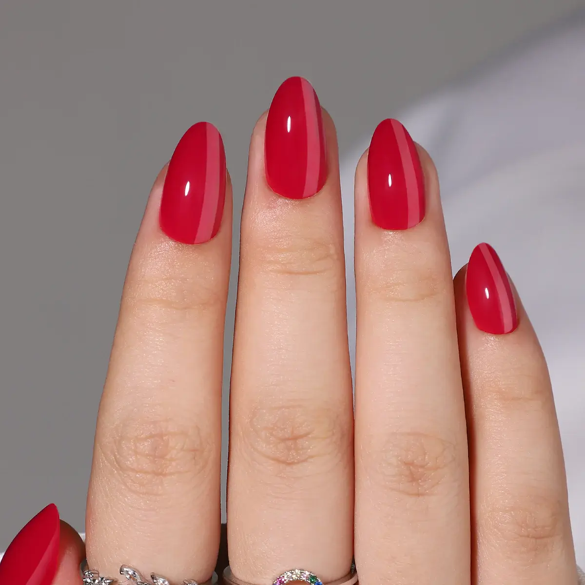 Cinnabar Glass Line Press On Nails | CurvLife Nail | 24pcs Medium Oval Fake Nails | Glossy Finish with Fiery Red Shine & Sleek Line Detail | Easy to Apply, Comfortable & Long-Lasting | Great for Daily Commutes, Business Meetings, Banquets & Formal Events