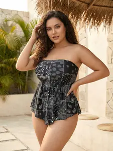 Plus Size Vintage Walnut Flower Halter One-Piece Swimsuit, High Waist Tummy Control, Retro Print, Strapless Neckline, Skirted Hip Coverage, High Waisted Swimsuit