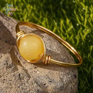 Handcrafted Natural Stone Wire-Wrapped Rings, Multi-Color Crystal Gemstone Design, Artisanal Delicate Women's Fashion Jewelry, Accessories for Women for Sports & Outdoor Camping Hiking Picnic Use