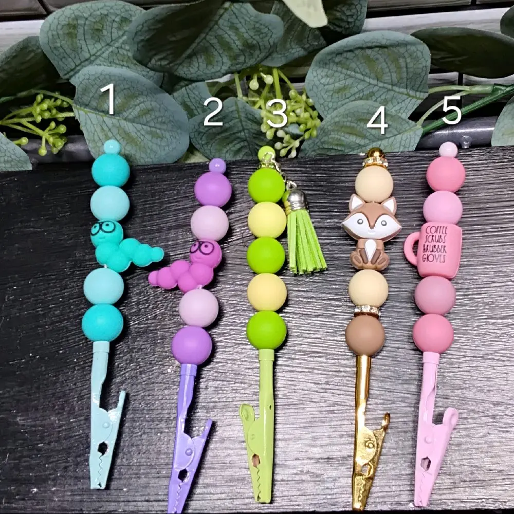 Card Grabber - Personalized Keyring with Charm Options in 5 Colors and 5 Fonts