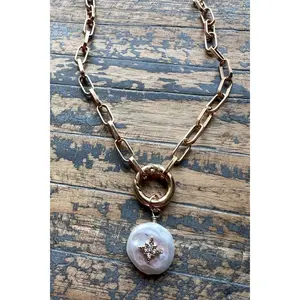 Pearl Star Necklace Fashionable Accessory