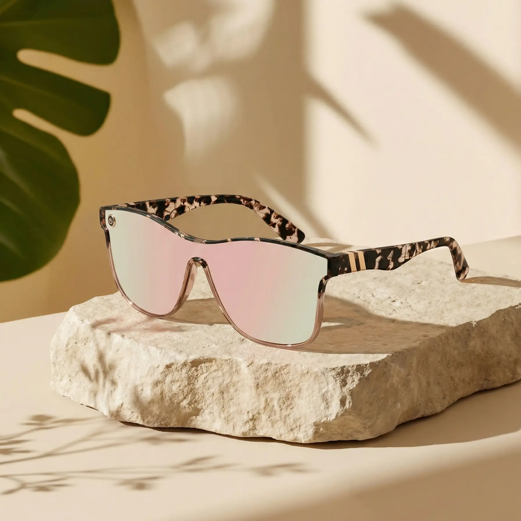 Women's Ombre Lens Square Sunglasses, Trendy CasualSunglasses for Everyday Use, Fashion Accessories forOutdoor Activities
