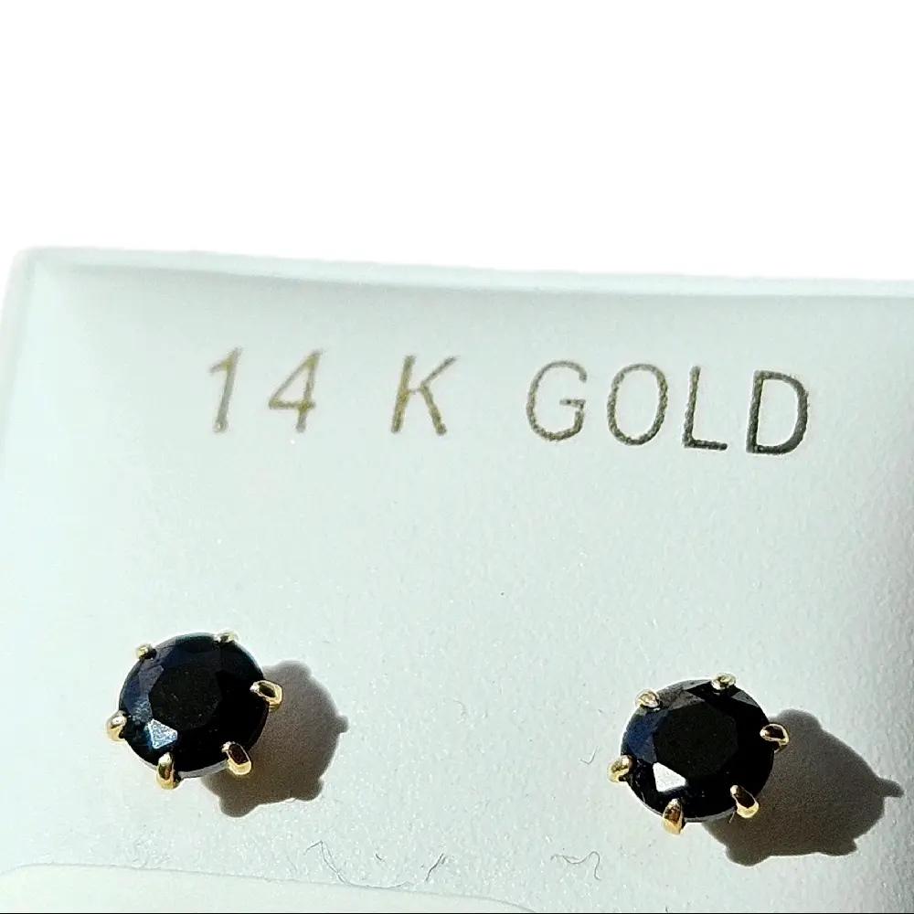 14K Gold Small Round Black Onyx Earrings Classic Design Sparkling Gemstone Jewelry