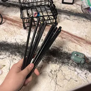 5 Pairs Reusable Chopsticks Set 9.5 Inch Dishwasher Safe Non-Slip Fiberglass for Sushi Pasta Gnocchi Desserts Perfect Gift for Men Women Ideal for Restaurants Home Use Modern Tableware