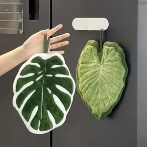2-Piece Decorative Leaf-Shaped Microfiber Finger Towel Set, Hangable with Hanging Loop, Soft Quick-Dry Super Absorbent Portable Wipes for Bathroom Use, Ideal Daily Gift, 2 Pieces