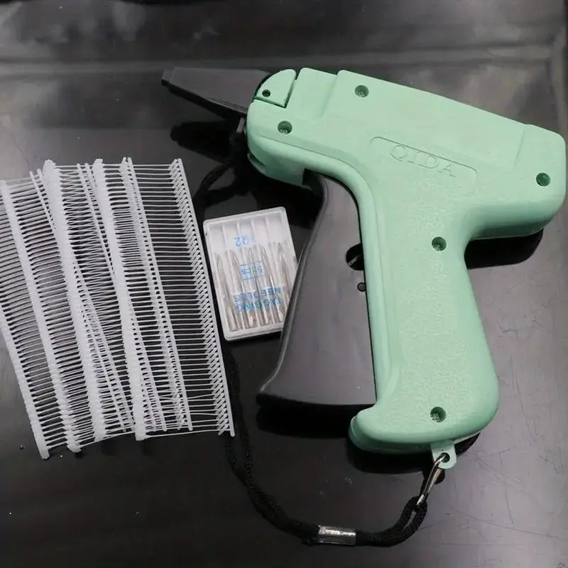 Clothing Label Gun Machine with 1000 Hooks and 5 Needles, Price Tag Appliquer for Boutiques, Retail Stores, Clothing Labels, Clothing Labeling Tasks