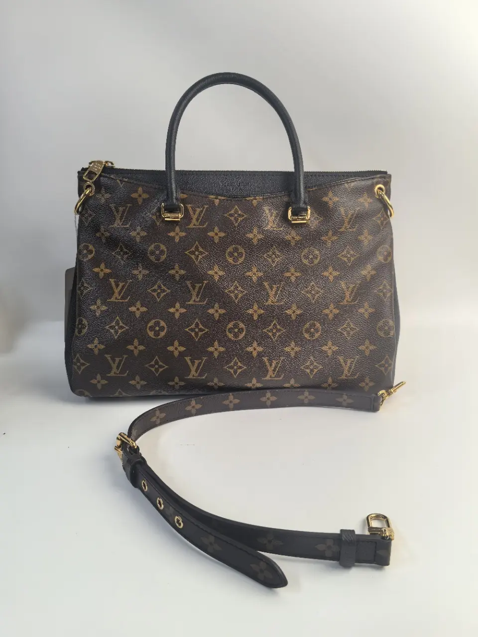 Pre-owned Louis Vuitton canvas Shoulder Bags LV pallas MM tote bag【Senza 1】