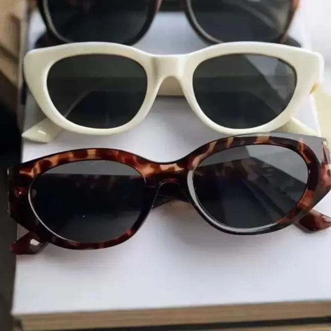 Live Auction Link for Collectible Sunglasses & Single-Piece Jianzhan Teacup Ceramic Esther-00