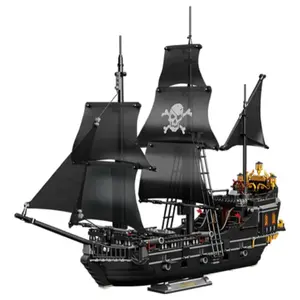 Pirate Ship Building Blocks Set, 1424pcs/box Skeleton Ghost Ship Model Building Blocks, Assembling Toys, Puzzle Toys, Creative Building Blocks, Desktop Decoration Ornaments