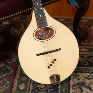 Eastman PCH-M104-NAT Solid Spruce/Laminated Mahogany Natural Flattop A-Style Mandolin #1239