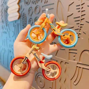 Mini BMX Bike Keychain - Bike Shape Stress Relief Tool, Lightweight Compact Retro Finger Bicycle with Movable Parts, Gift-Ready Key Ring Pendant for BMX Lovers (Party Bag & Festive Gift Accessory)