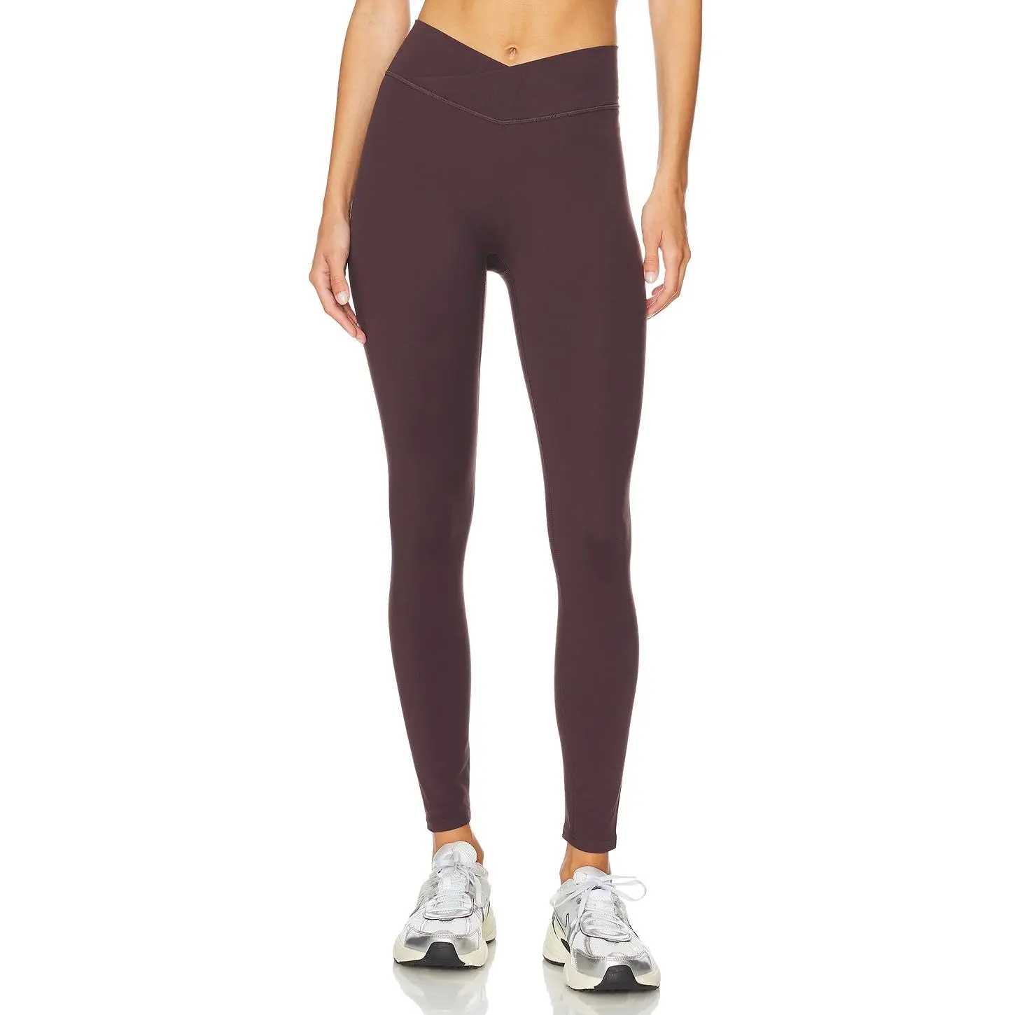 437 The V Legging in Espresso