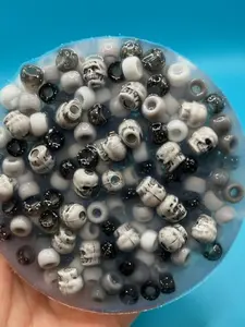 Skull Bead Silicone Picking Pad for Skin Picking, Dermatillomania, Picking Fidget, Picking Toy, Anxiety Relief, Fidget Picker