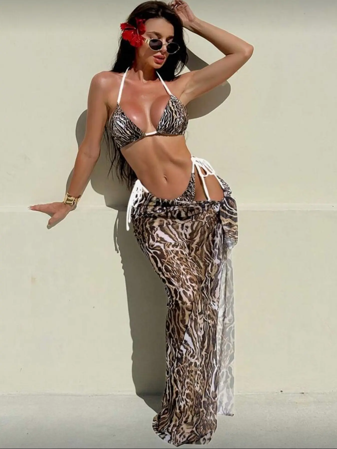 Sexy Leopard Print Goddess Bikini Set, Style Three-Piece Swimsuit, Fashionable Beachwear for Women, Summer Swimwear, Halter Neck Bikini, Animal Print Bikini, Beach Bathing Suit, Swimsuit Sets