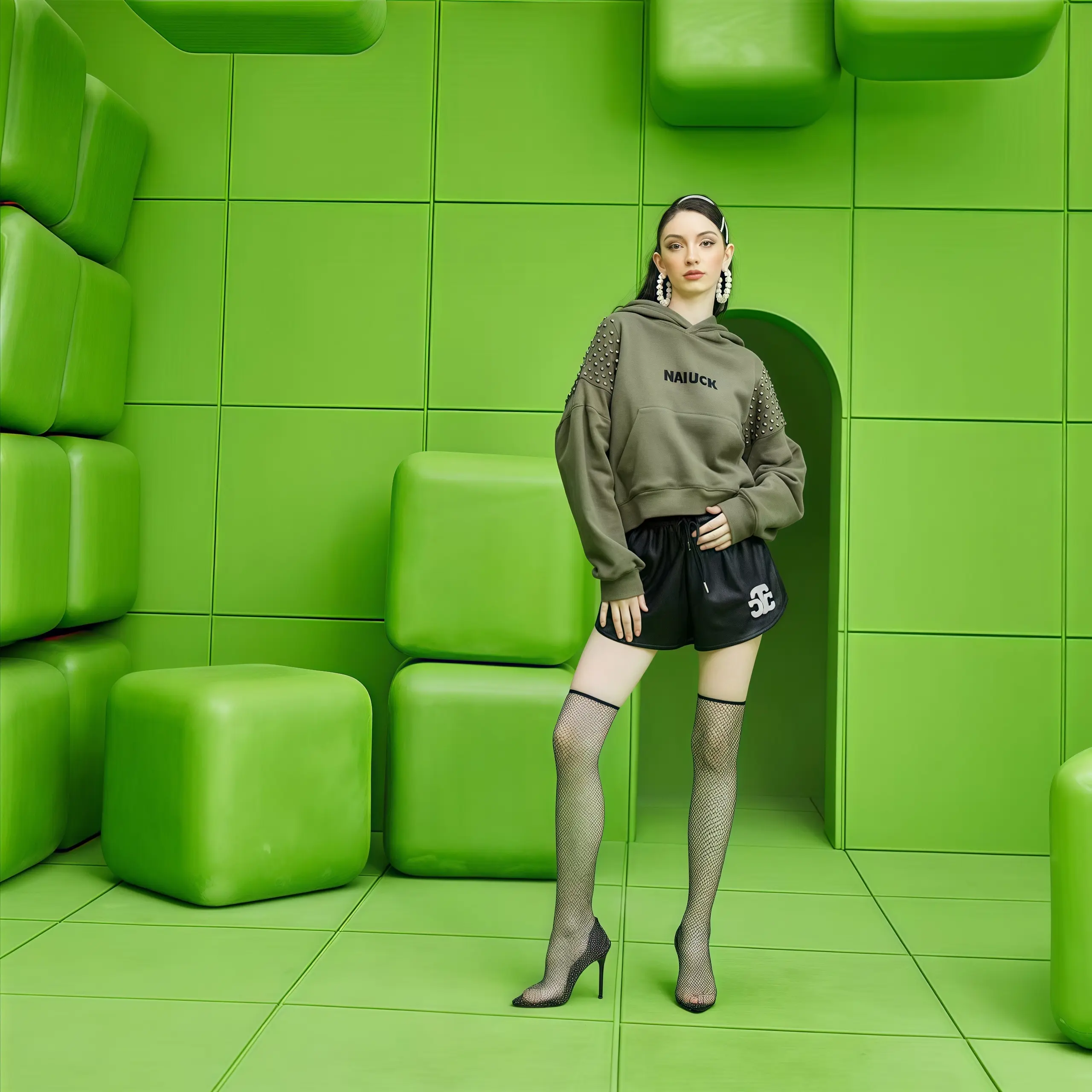 TD - Tch - New Fashion | Light luxury fashion brand | Women's hoodie | Hooded autumn and winter  | Short top | Olive drab