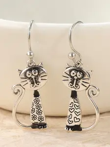 Vintage Copper Hand-Carved Cat Earrings, Heart Pattern, Animal Ear Studs, Casual Style, Women's Jewelry, All Seasons, Copper Composition