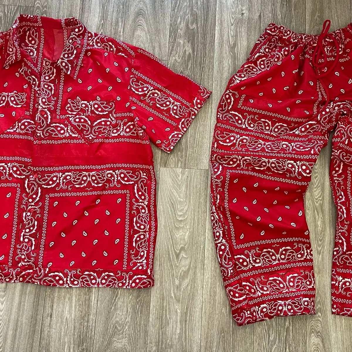 JD Fashion Men Custom Square Red Bandanna Short Sleeve Shirt & Baggy Pants Set Cotton Menswear Casual Collared Hoodie Classic Outfit