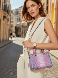 Elegant Colorful Crocodile Pattern Women's Handbag, Design Handbag, Fashionable Handbag, Stylish Ladies' Shoulder Bag, Elegant Bags, Perfect for Daily Use and Special Occasions