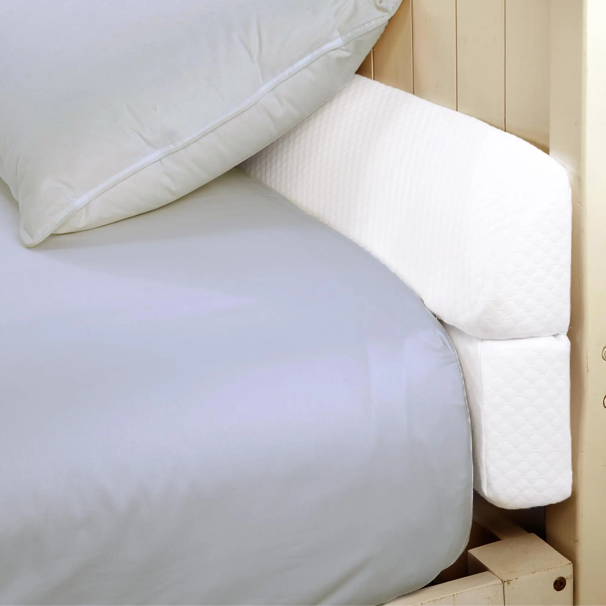 HOMBYS Bed Gap Filler Pillow,Bed gap filler pillow, bedside gap filler pillow – Foldable Mattress Wedge for Headboard Gap, Stops Items from Falling -- fern recovery triangle
