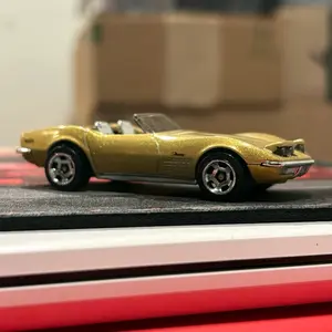 Hw Gold 1972 Chevy corvette stingray Diecast car 1:64 scale