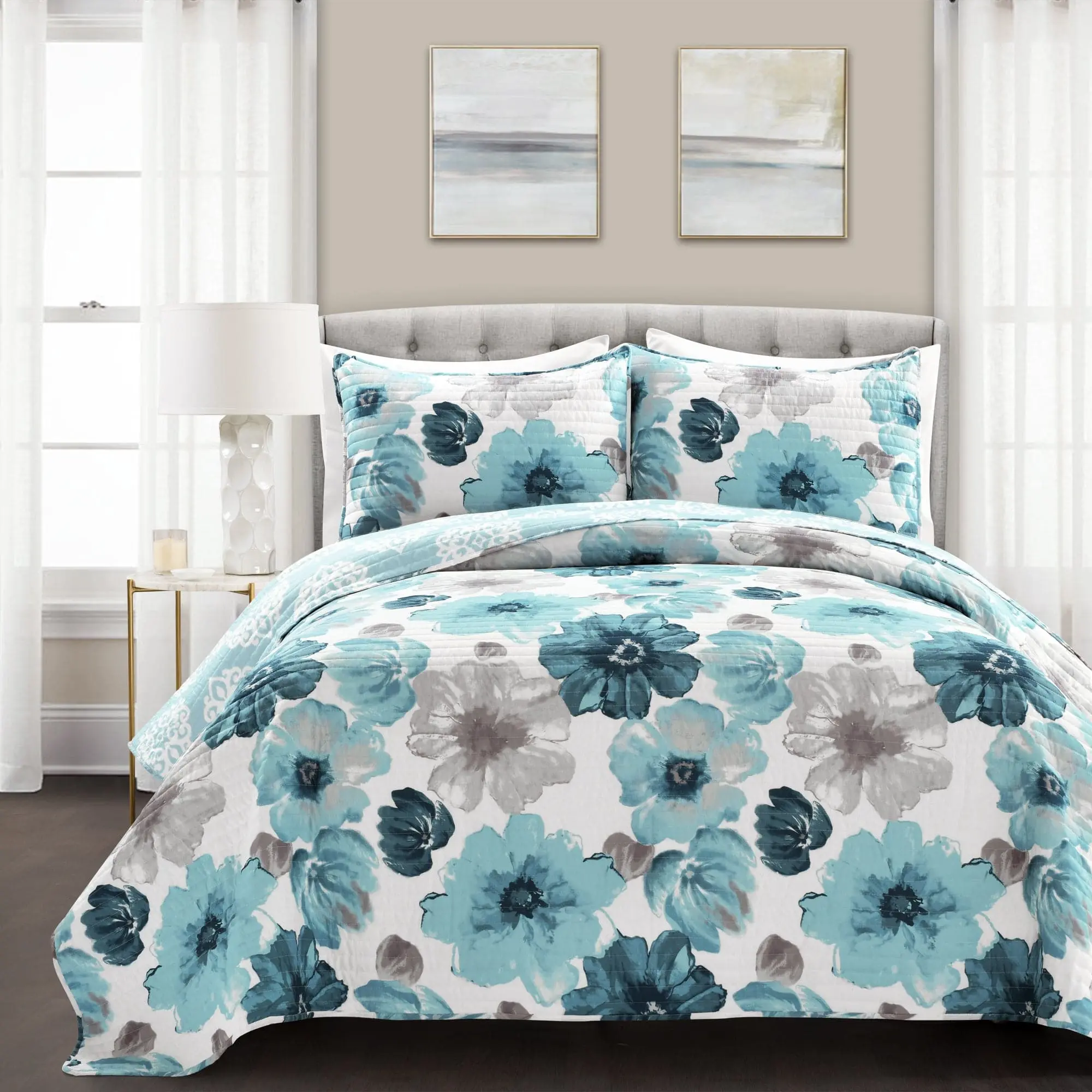 Lush Decor Leah 3-Piece Flower Quilt Set - Full/Queen/King Microfiber Floral Printed Reversible Quilted Bedspread with Matching Pillow Shams, Bedding Sets for Serene Master Bedroom Inspo